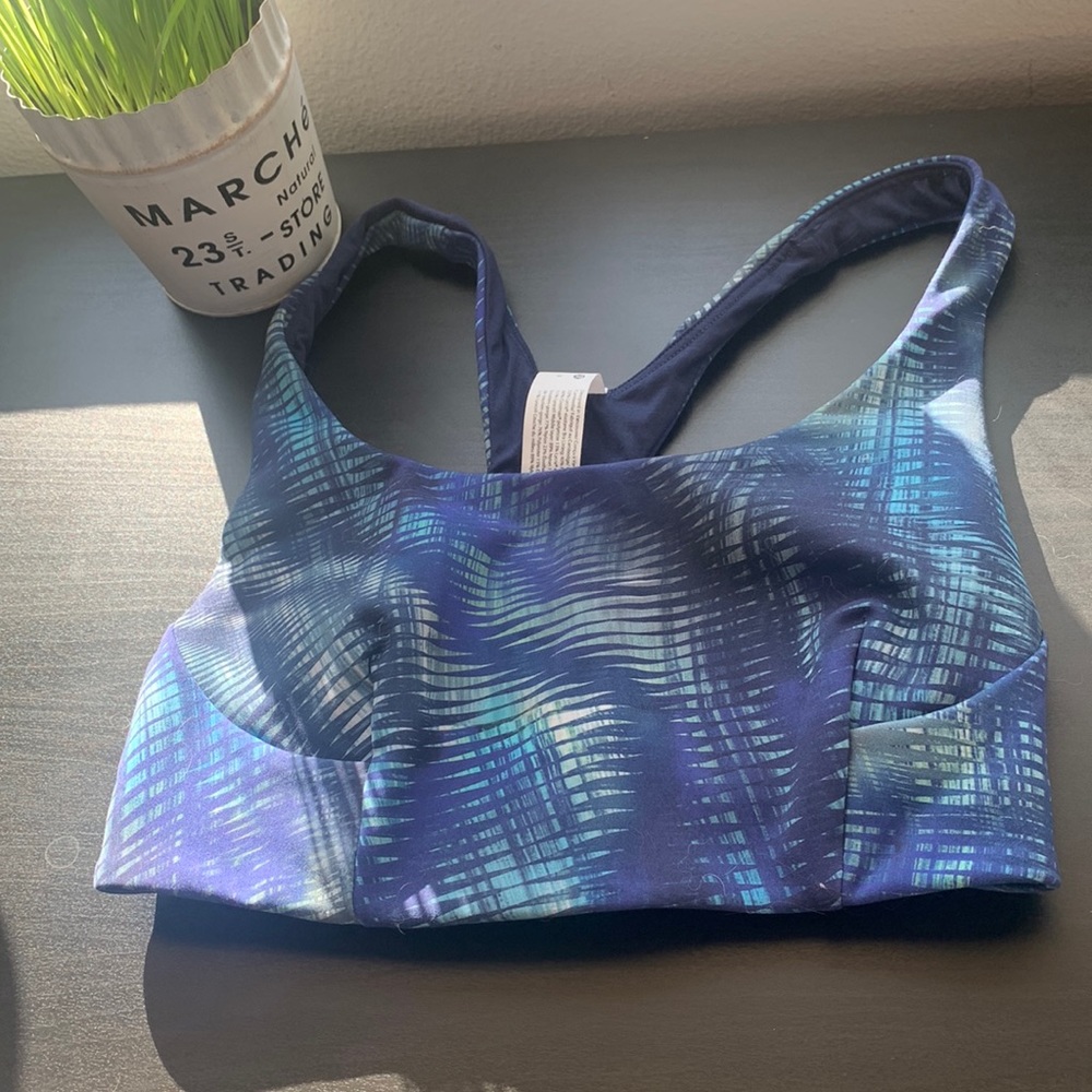 Lululemon Sports Racer Back Bra